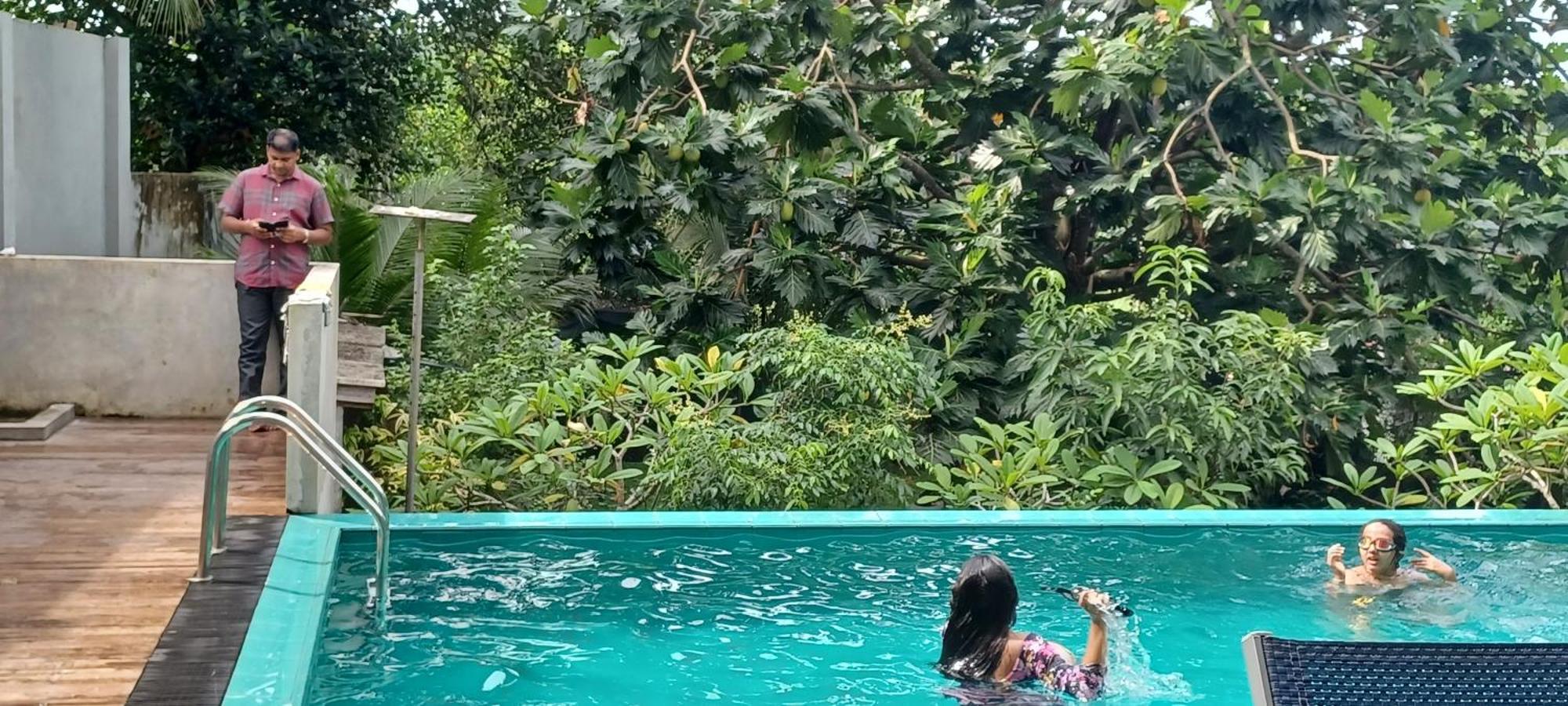Thalangama Lakeview Lodge Battaramulla Bagian luar foto