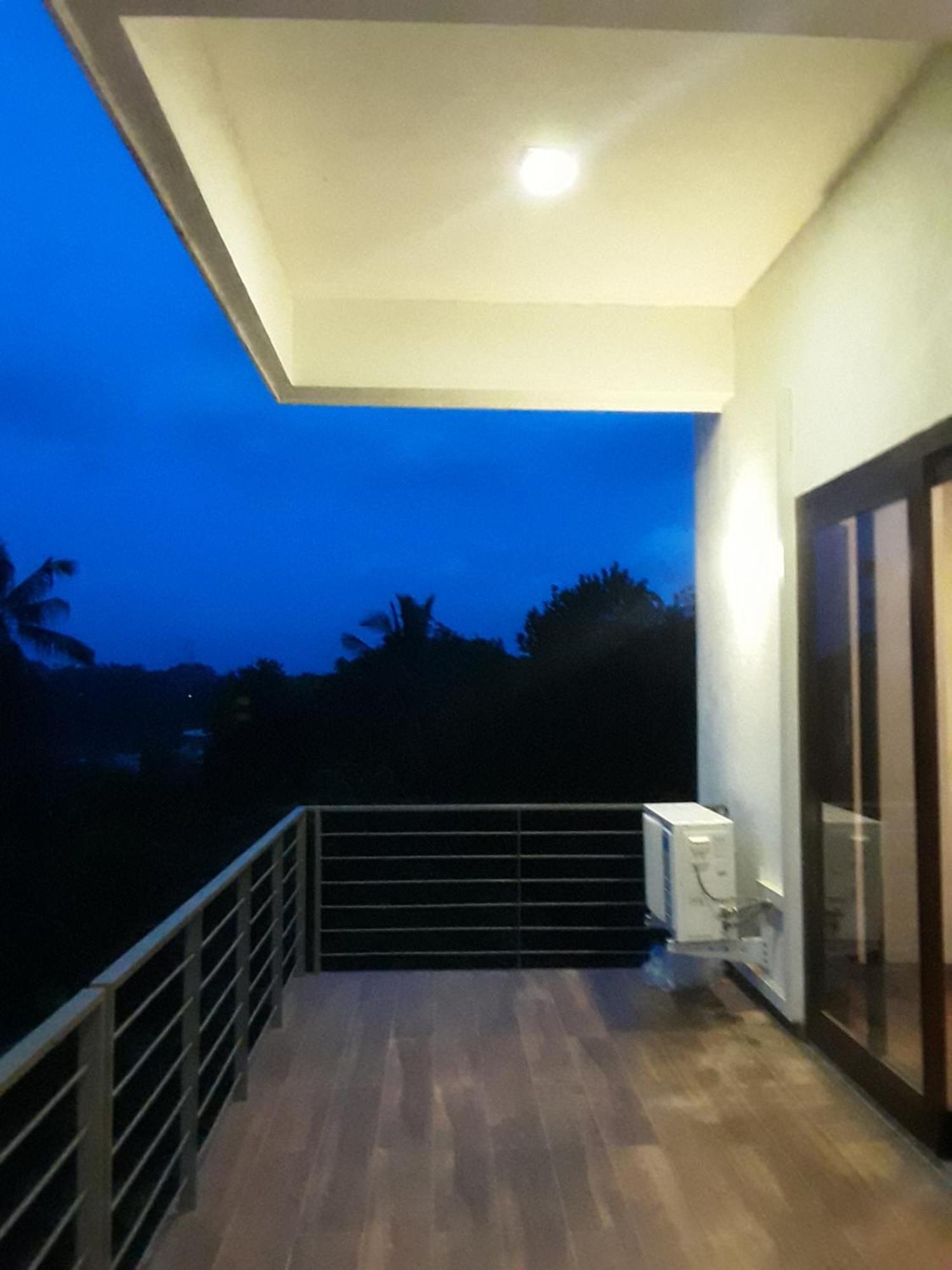 Thalangama Lakeview Lodge Battaramulla Bagian luar foto